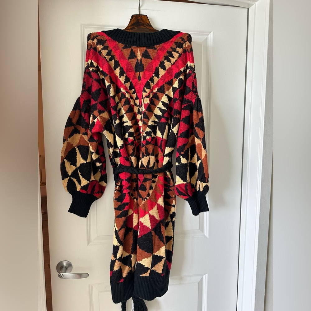 FARM Rio Multicolor Geometric Cardigan - Picture 8 of 9